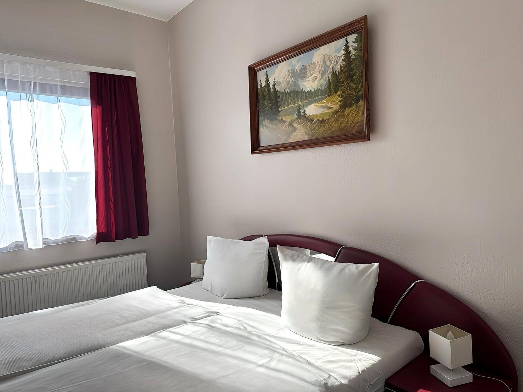 Hotel Km 达姆施塔特 外观 照片