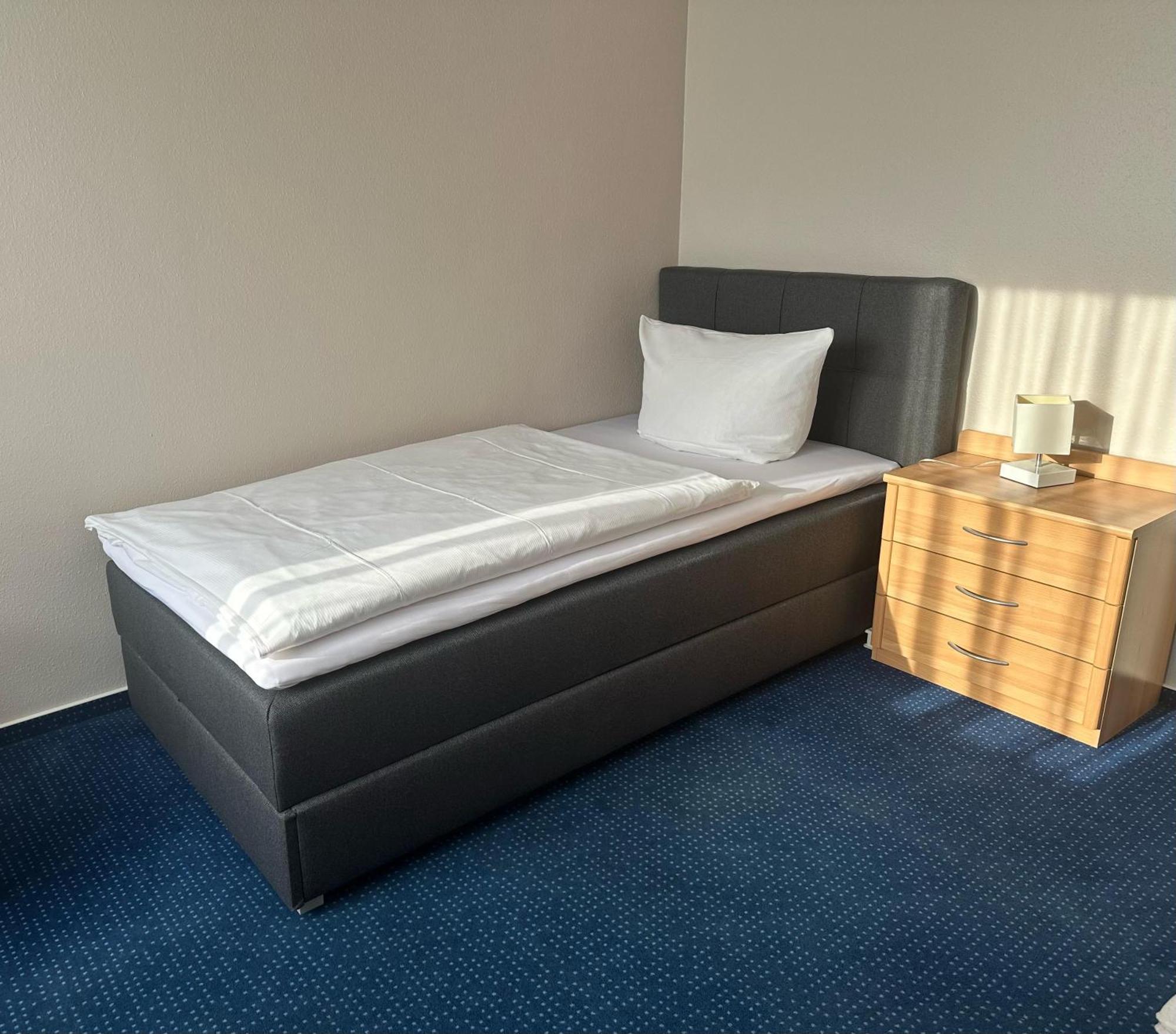 Hotel Km 达姆施塔特 外观 照片