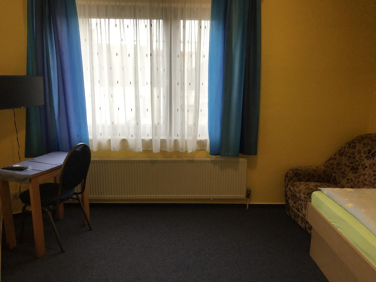 Hotel Km 达姆施塔特 外观 照片